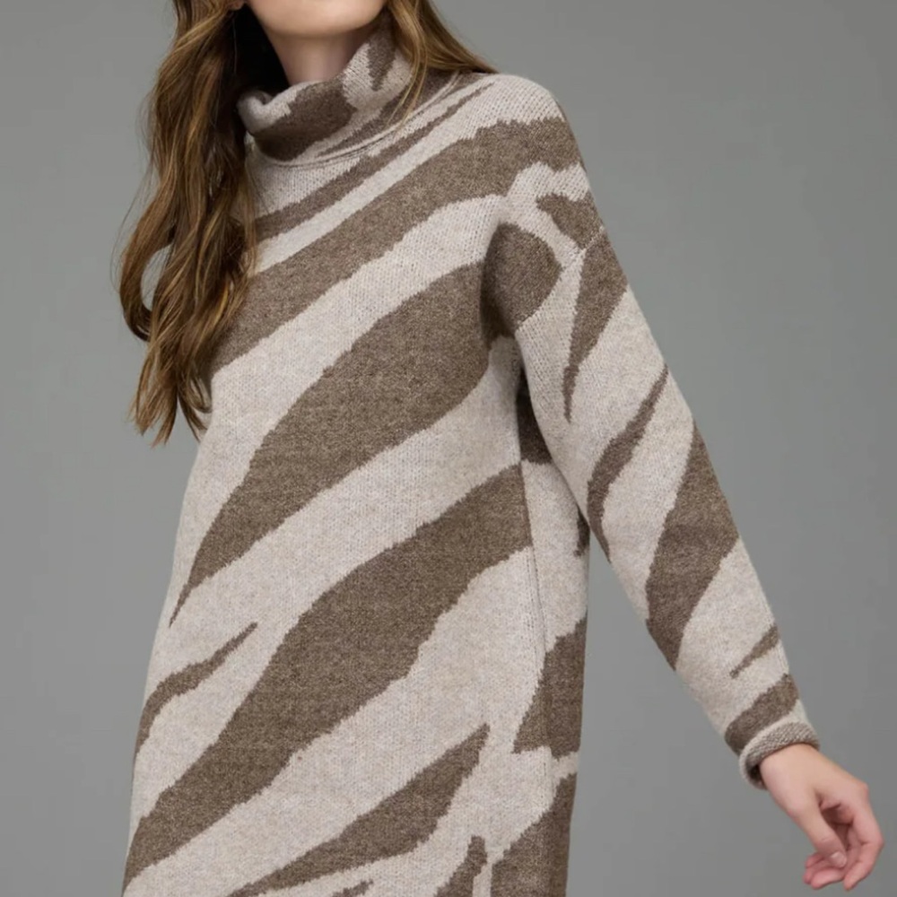 Blu Pepper Brown and Cream Long Sleeve Animal Print Dress